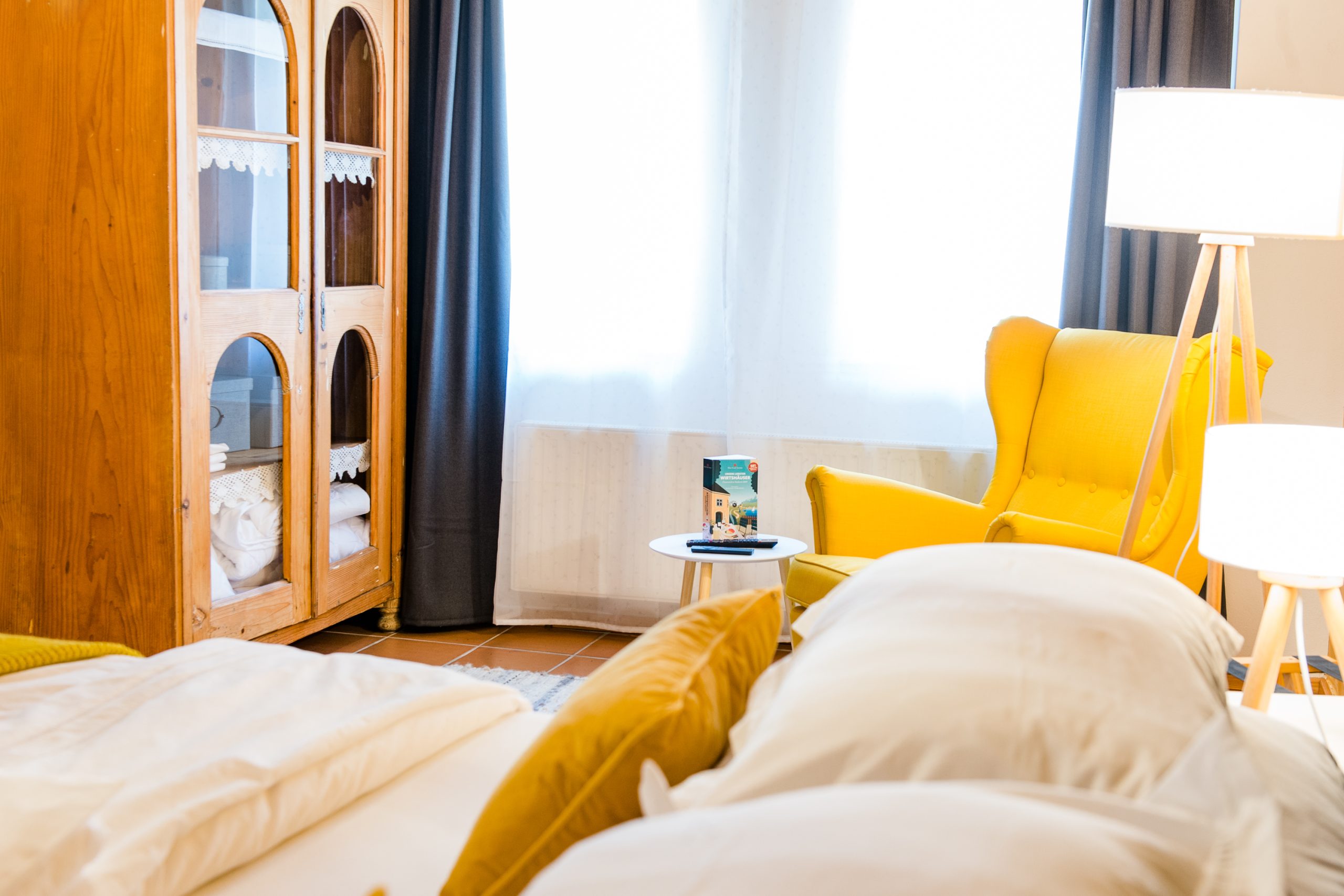 Zimmer Blaue Maisonette (c) Rene Strasser